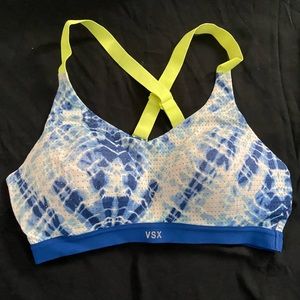 VICTORIA’S SECRET VSX Sport Bra 34C